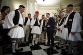 Ο Τσίπρας, η Μπαζιάνα και τα… τσίπ’ρα