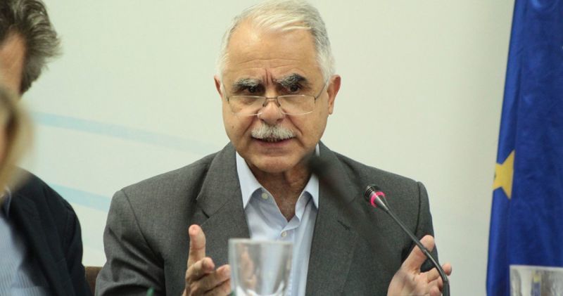 Mπαλάφας: Φιλοξενία προσφύγων και σε πλωτά μέσα