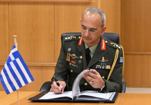 Ποιος είναι ο νέος αρχηγός ΓΕΕΘΑ, Δημήτρης Χούπης