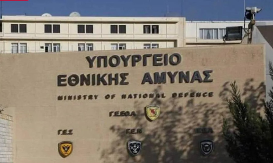 Πηγές ΥΠΑΜ για δημοσίευμα για ταξίδι Δένδια: Παντελώς ανυπόστατος ισχυρισμός