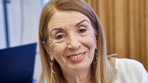 Χριστοδουλοπούλου: Επιμένει για το «οι μετανάστες λιάζονται στην Ομόνοια»