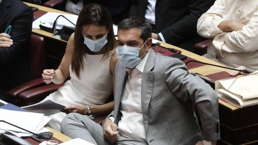 Φτηνή σπέκουλα Τσίπρα, αλλά εν κενώ