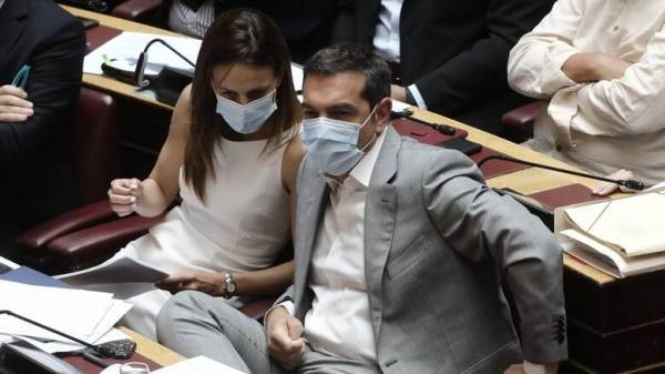 Φτηνή σπέκουλα Τσίπρα, αλλά εν κενώ