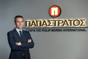 Στόχος της Παπαστράτος ένα εκατομμύριο λιγότεροι καπνιστές στην Ελλάδα