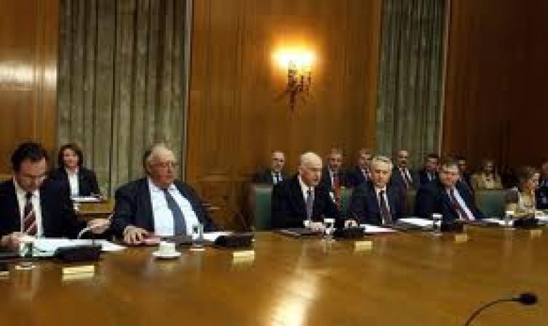 Όλ(ο)ι Κλαιν... - Τα ν/σ για ΔΕΚΟ, Εργασιακά και φορολογικά