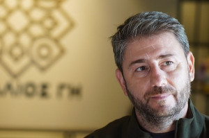 Ανδρουλάκης: Βαπτίζουν «ανάπτυξη» τον αφελληνισμό της ελληνικής οικονομίας