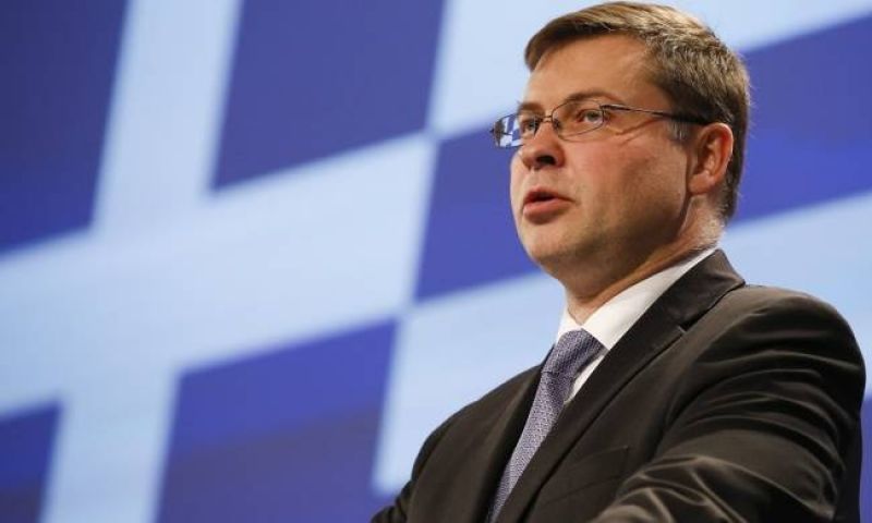 Ντομπρόβσκις: 750.000 Έλληνες στηρίζονται από το κοινωνικό εισόδημα αλληλεγγύης