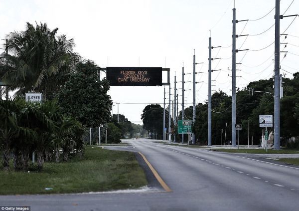 Φλόριντα: Εντολή εκκένωσης σε 6,3 εκατ. κατοίκους λόγω Ίρμα