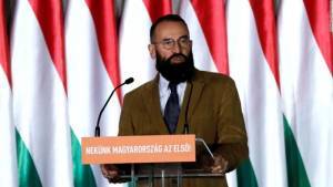 Σεξ πάρτι: Παραιτήθηκε ο (αντιφατικός) ευρωβουλευτής του Όρμπαν