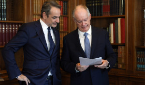 Τασούλας: Επικοινωνία με Μητσοτάκη και Χριστοδουλίδη για τις εξελίξεις στη Μέση Ανατολή