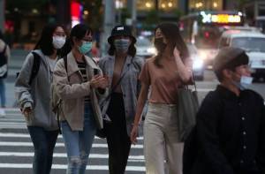 Υποχρεωτική χρήση μάσκας σε πολλές Πολιτείες των ΗΠΑ