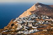 Φολέγανδρος... Αυτή η "άγρια" ομορφιά