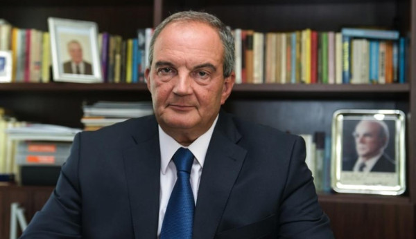 Καραμανλής: Δεν κατεβαίνω στις εκλογές-Μητσοτάκης: Θα είναι παρών στη μάχη