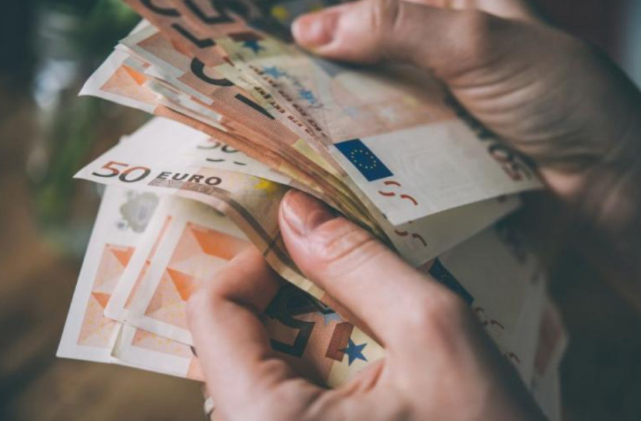 ΣΥΡΙΖΑ για το επίδομα συνταξιούχων: Ο εμπαιγμός της κυβέρνησης Μητσοτάκη προκαλεί δίκαιη οργή