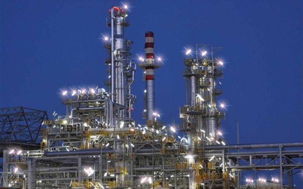 Motor Oil:Μνημόνιο συνεργασίας για κατασκευή μονάδας παραγωγής λιπαντικών στην Αλγερία