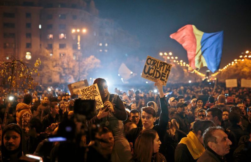 Ρουμανία: Σχηματίστηκε η νέα κυβέρνηση