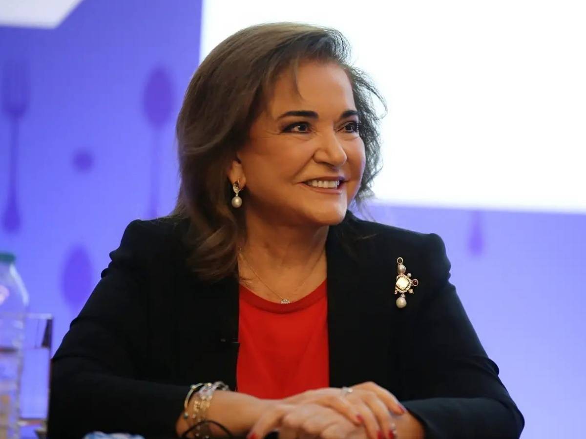 Μπακογιάννη: Δεν θα γίνουν εκλογές, έχουμε δουλειά να κάνουμε