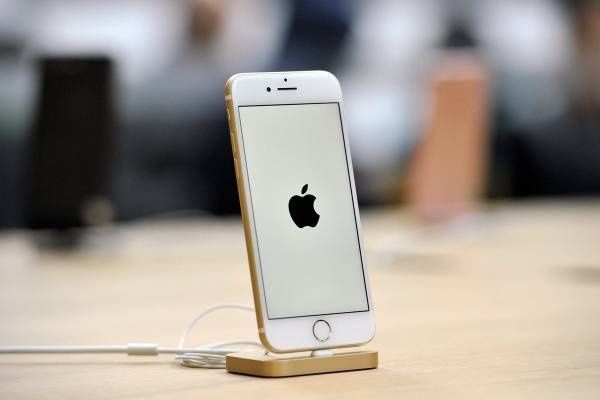 Κίνα: Μαζικές εκπτώσεις στα iPhone