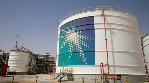 Σαουδική Αραβία: Εξετάζεται η αναβολή της IPO της Aramco