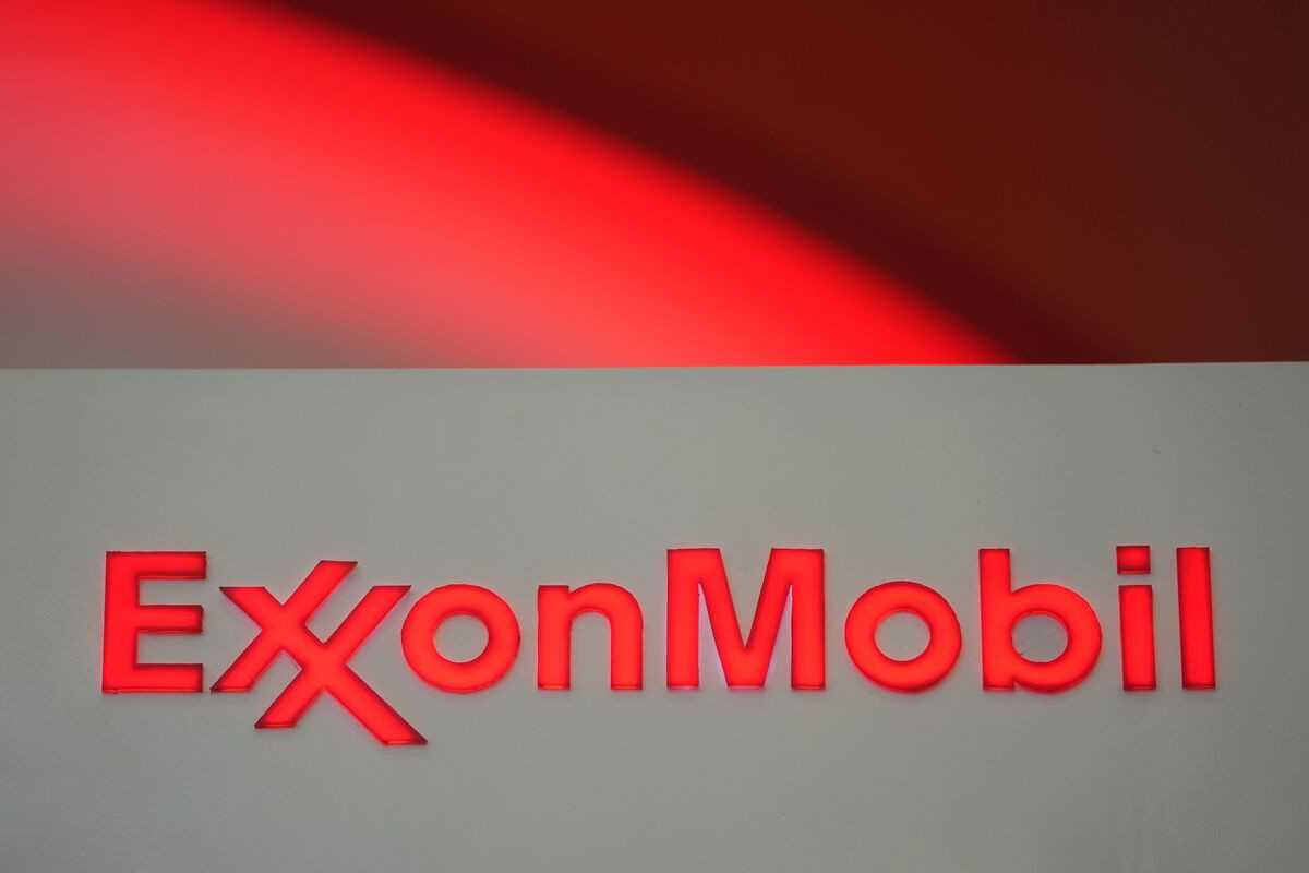 H Exxon Mobil «σφήνα» στο deal των $53 δισ. Chevron–Hess