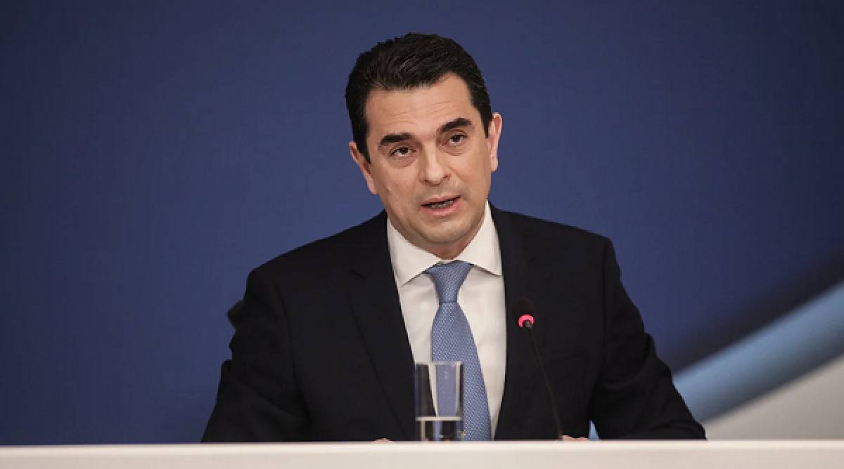 Σκρέκας: Εξαντλούμε κάθε μέσο για τη στήριξη νοικοκυριών και επιχειρήσεων