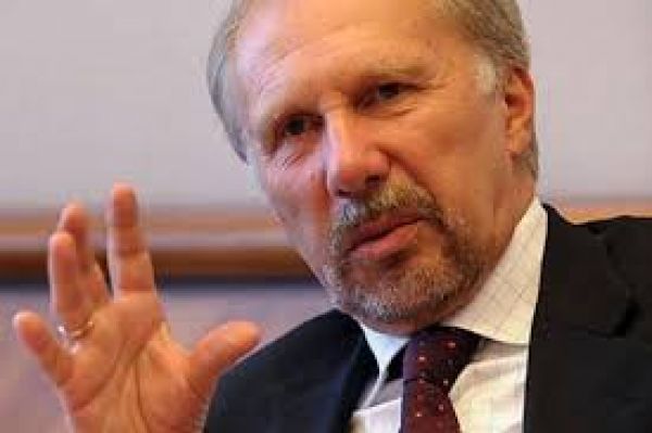 ΕΚΤ: «Άκυρο» από τον Νοβότνι σε νέα απομείωση του ελληνικού χρέους