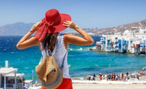 Πάει για «διόρθωση» ο τουριστικός τζίρος;