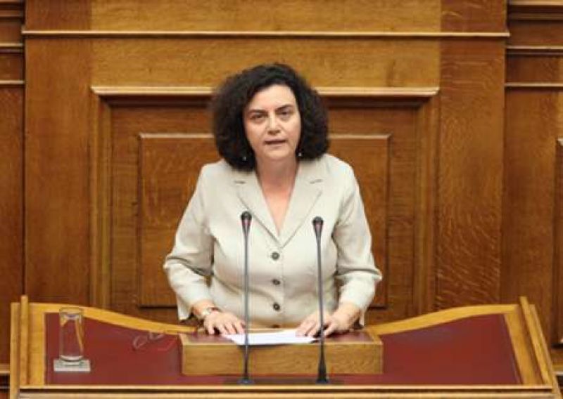 Βαλαβάνη: Άμεσα αφορολόγητο όριο στα 12.000 ευρώ και ρυθμίσεις στις 100 δόσεις