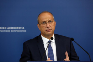 Οικονόμου: Χρειάζεται αποφασιστική διαχείριση των προκλήσεων ασφαλείας εντός της ΕΕ