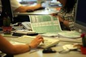 "Κρυφτούλι" με την εφορία για 8.936 φορολογούμενους- Τους ψάχνουν ακόμα για περσινά δικαιολογητικά
