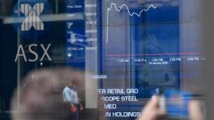 Αρνητικό κλίμα στις ασιατικές αγορές λόγω τραπεζικών πιέσεων
