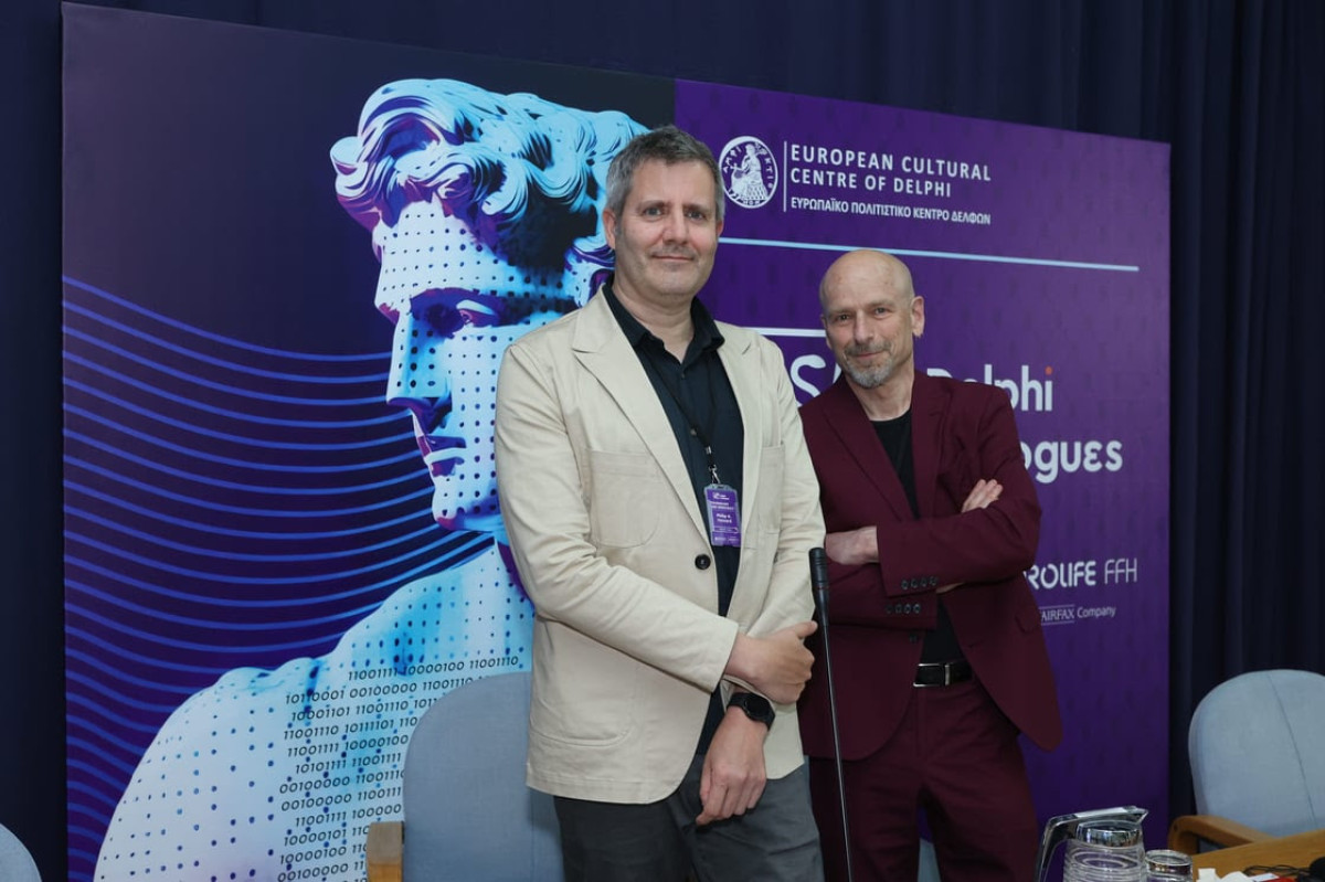 Διαχρονική αλληλεξάρτηση δημοκρατίας και τεχνολογικής προόδου