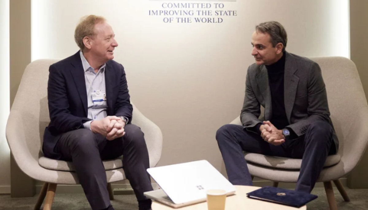 Μητσοτάκης-Πρόεδρος Microsoft: Συζήτηση στο Νταβός για την τεχνητή νοημοσύνη