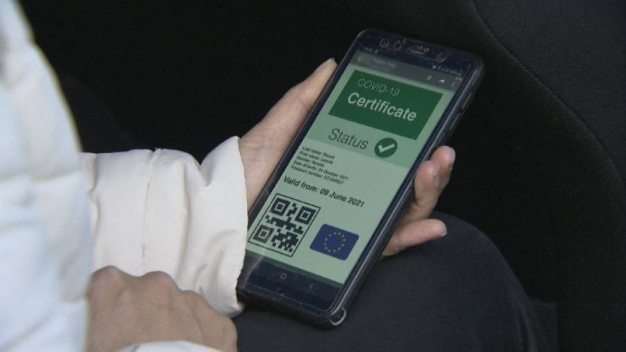 Εντοπίστηκαν 110.000 πλαστά πιστοποιητικά εμβολιασμού στη Γαλλία