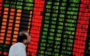 Σε «ελεύθερη πτώση» τα κινεζικά χρηματιστήρια- Νέα διακοπή των συναλλαγών