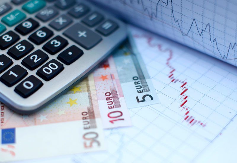 Σε τρεις... δόσεις το μεγάλο φορολογικό νομοσχέδιο
