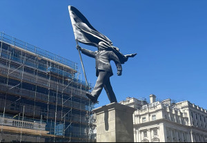 Νέο έργο του Bansky στο Λονδίνο με αιχμηρό μήνυμα κατά του εθνικισμού