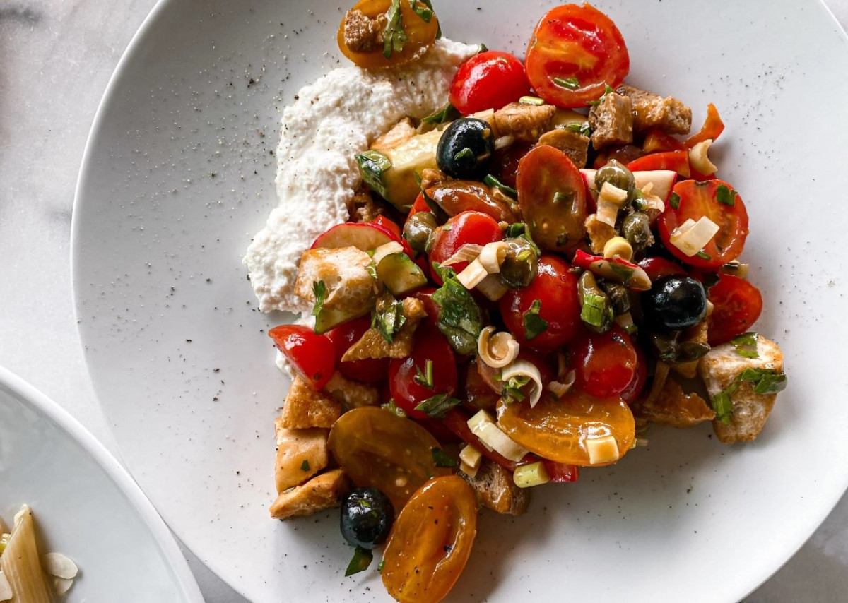 Brunch, μεσημεριανό, ποτό με τη μαμά: Γιορτάζουμε τη Γιορτή της Μητέρας με μια βόλτα στην πόλη
