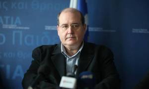 Βρέθηκε και ένας που ήξερε τον Πετσίτη και ζητάει εξηγήσεις από τον Παππά