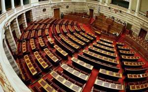 Βουλή: Δεκτές κατά πλειοψηφία, επί της αρχής, οι 120 δόσεις