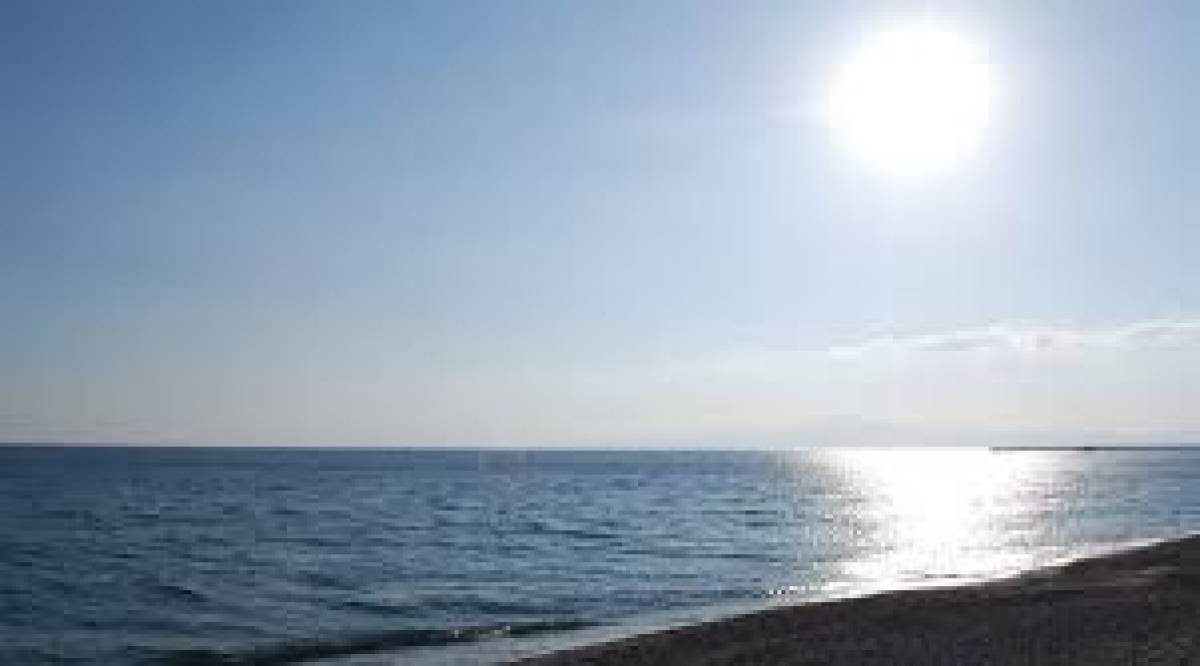 Συνεχίζεται η καλοκαιρία και τη Δευτέρα - Έως 33 βαθμούς
