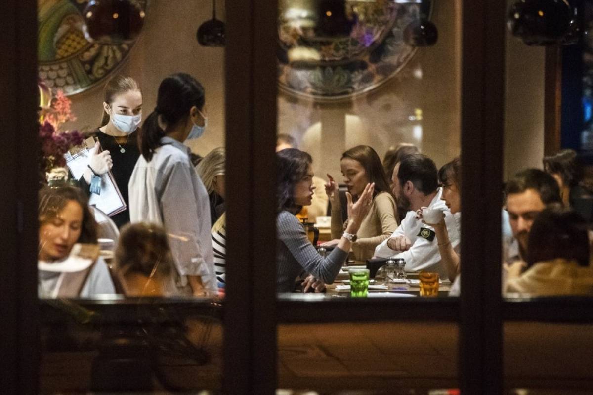 Ρωσία: Mπαρ και εστιατόρια κλειστά 23.00 με 06.00