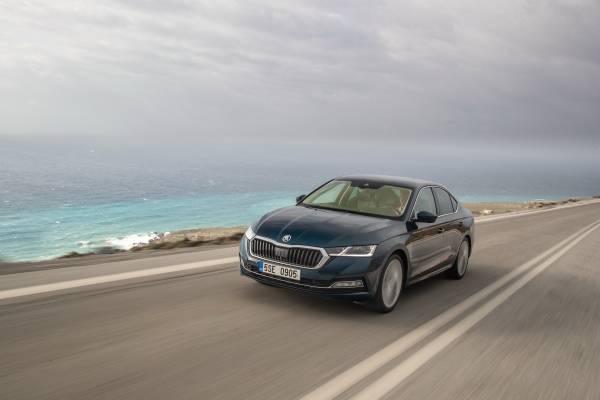 Η SKODA OCTAVIA υποψήφια για το πανευρωπαϊκό βραβείο “Car of the Year”