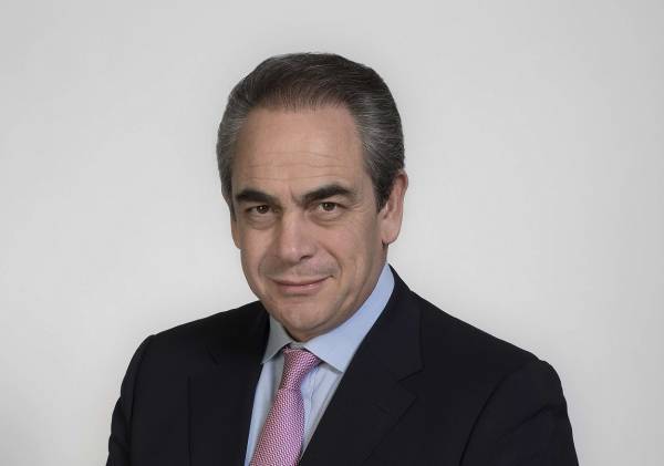 Προτάσεις για να «σωθεί» ο τουριστικός κλάδος
