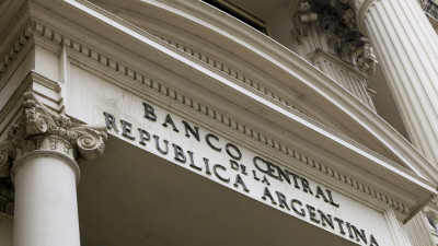 Αργεντινή: Στο 49% τα επιτόκια- Πέμπτη αύξηση εντός του 2022