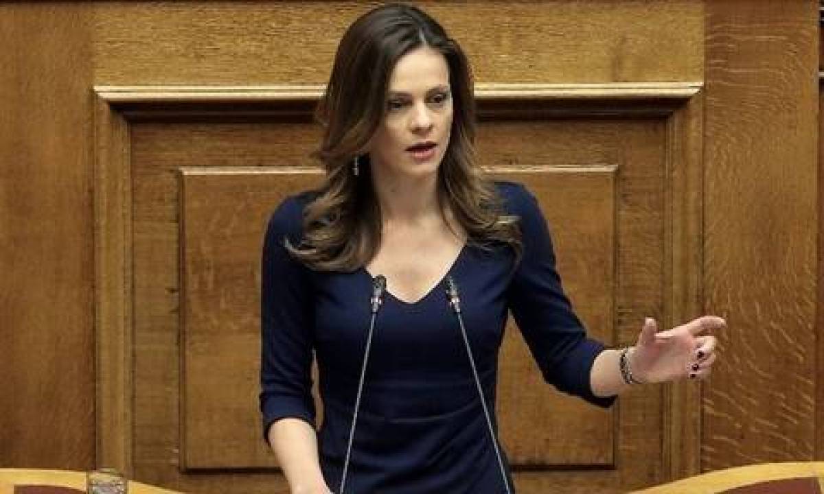 Αχτσιόγλου για μέτρα ΥΠΟΙΚ: Ούτε λέξη για ρύθμιση, διαγραφή χρεών