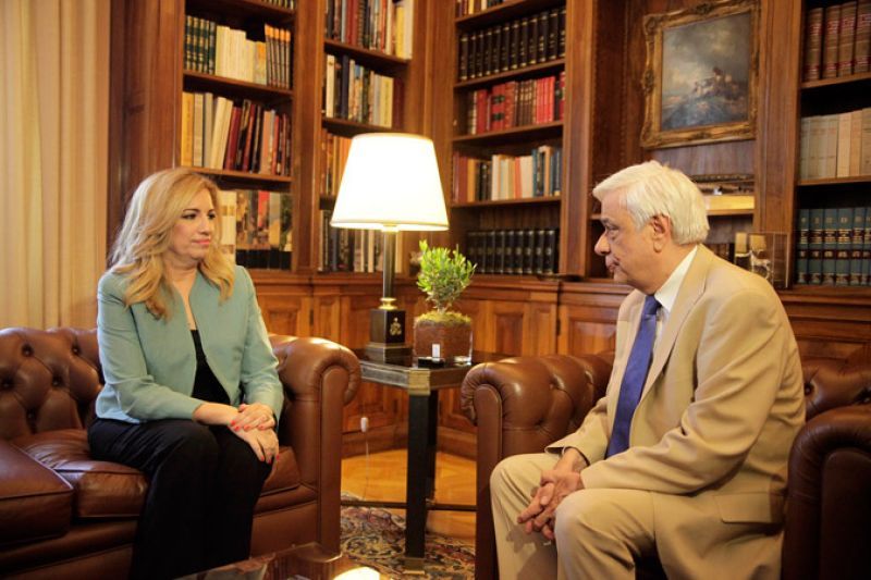 Διαπραγμάτευση: Συνάντηση Παυλόπουλου-Γεννηματά