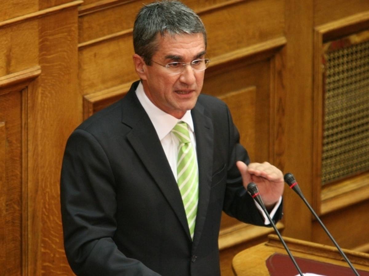 Στη Βουλή η δικογραφία για άρση ασυλίας του Λοβέρδου-Τι απαντά