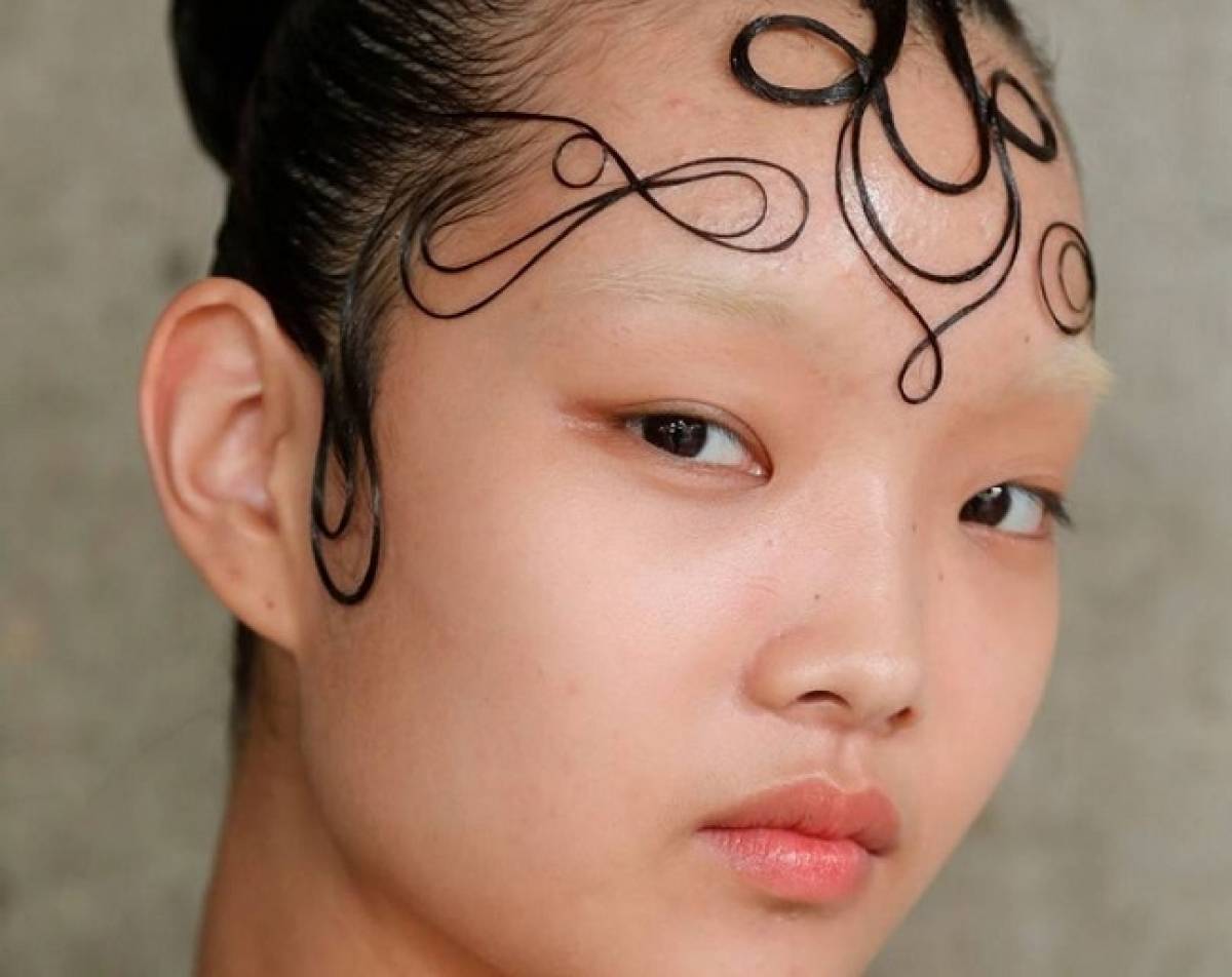 5 beauty looks που ξεχώρισαν στην εβδομάδα μόδας του Λονδίνου