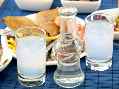 Το ούζο τα «σπάει» στη Γερμανία – Πρωταθλήτρια στην κατανάλωση